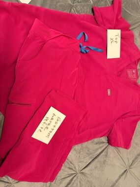 Figs Hot Pink Scrub Set with Blue Drawstring